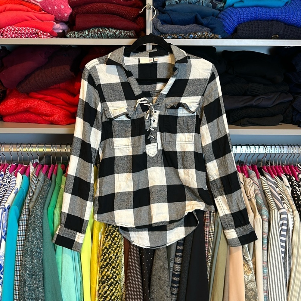 SO black and white gingham long sleeve flannel shirt size XS